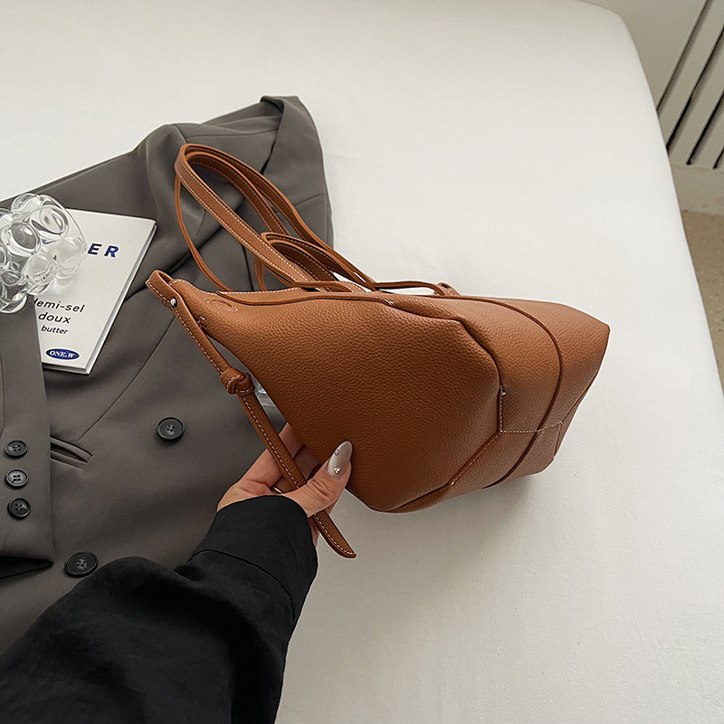 MOODS Branded Underarm Shoulde - Women Bags Zara ulasan dan harga